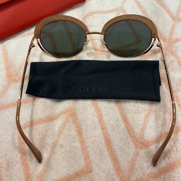 GUESS SUNGLASSES - Picture 3 of 8